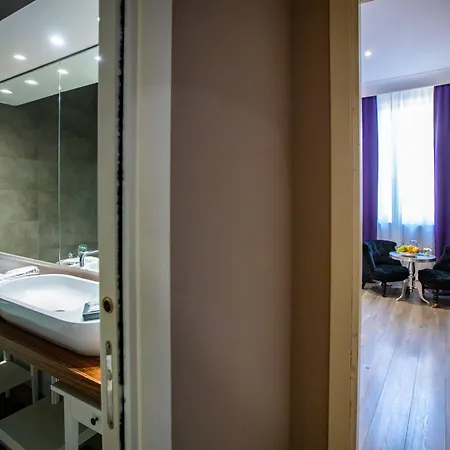 Jb Relais- Campo De' Fiori Bed & Breakfast 4*